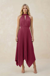Halter Neck Pleated A-Line Chiffon Bridesmaid Dress in Desert Rose