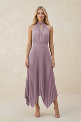 Halter Neck Pleated A-Line Chiffon Bridesmaid Dress in Dusk