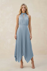 Halter Neck Pleated A-Line Chiffon Bridesmaid Dress in Dusty Blue