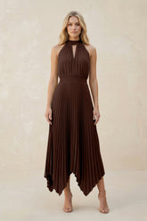 Halter Neck Pleated A-Line Chiffon Bridesmaid Dress in Espresso