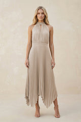 Halter Neck Pleated A-Line Chiffon Bridesmaid Dress in Frost