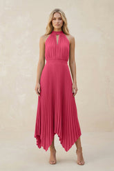 Halter Neck Pleated A-Line Chiffon Bridesmaid Dress in Fuchsia