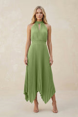 Halter Neck Pleated A-Line Chiffon Bridesmaid Dress in Matcha
