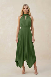 Halter Neck Pleated A-Line Chiffon Bridesmaid Dress in Moss
