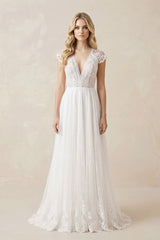 Lace Cap Sleeve V-Neck A-Line Tulle Wedding Dress in White