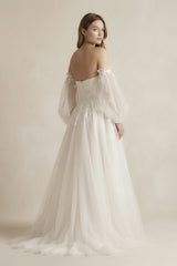Long Sleeves Tulle A-Line Off-the-Shoulder Wedding Dress in White
