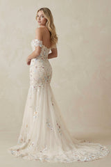 Mermaid Off The Shoulder Tulle Wedding Dress in Champagne