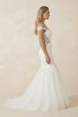 Mermaid Tulle Appliqued Off-the-Shoulder Wedding Dress in White