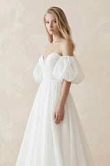 Off-the-Shoulder A-Line Tulle Wedding Dress With Puff Sleeves in White