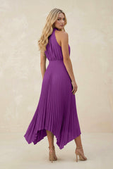 Halter Neck Pleated A-Line Chiffon Bridesmaid Dress in Amethyst