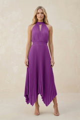 Halter Neck Pleated A-Line Chiffon Bridesmaid Dress in Amethyst