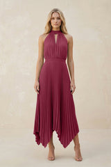 Halter Neck Pleated A-Line Chiffon Bridesmaid Dress in Desert Rose