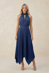Halter Neck Pleated A-Line Chiffon Bridesmaid Dress in Navy