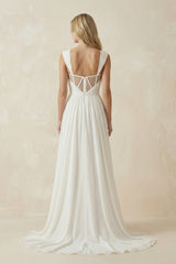 Ivory Chiffon A-Line Sweetheart Wedding Dress With Slit