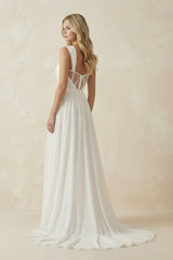 Ivory Chiffon A-Line Sweetheart Wedding Dress With Slit