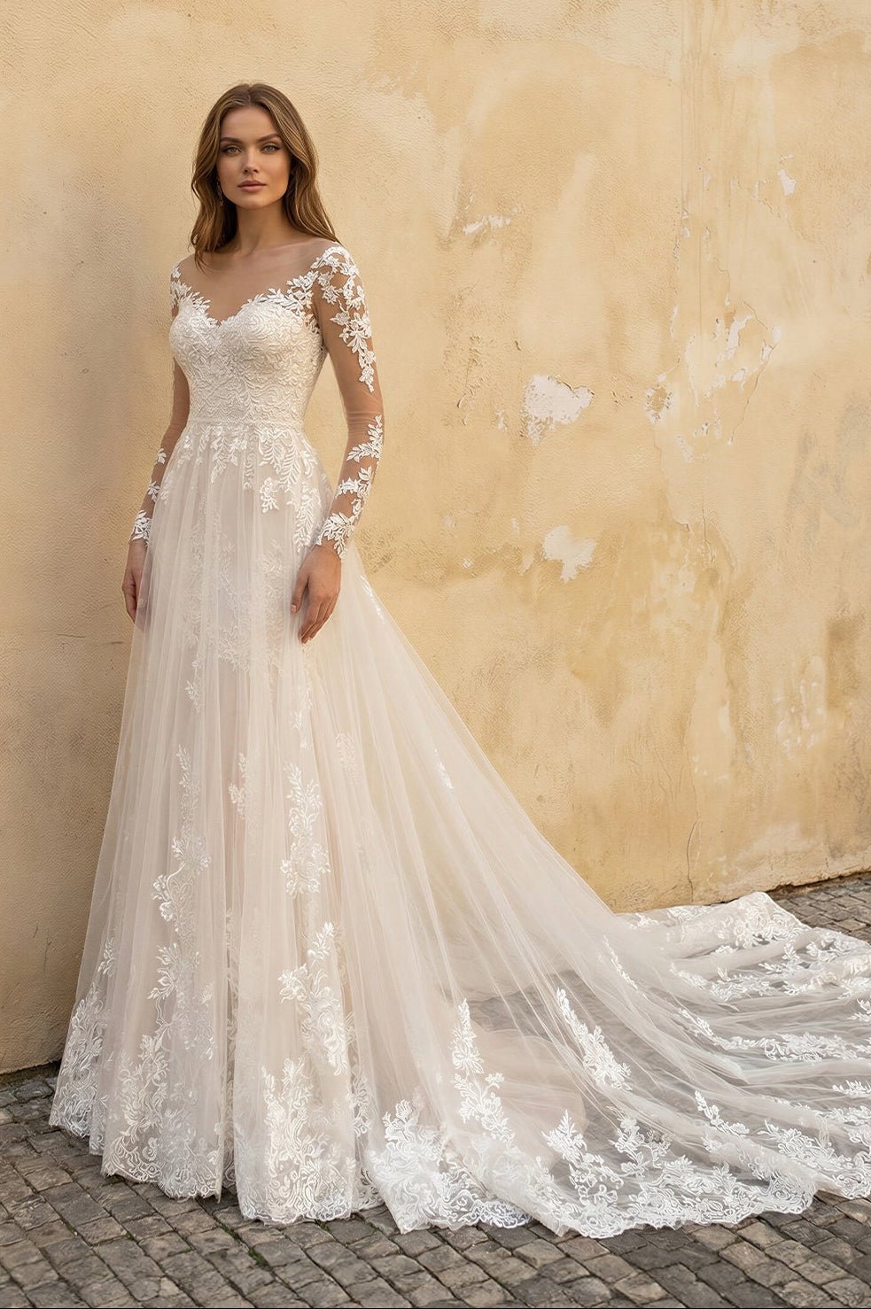 Long Sleeves Mermaid Lace Wedding Dress in Ivory