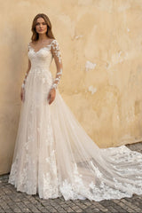 Long Sleeves Mermaid Lace Wedding Dress in Ivory