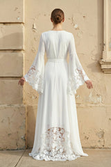 Long Sleeves V Neck Lace Wedding Dress in White
