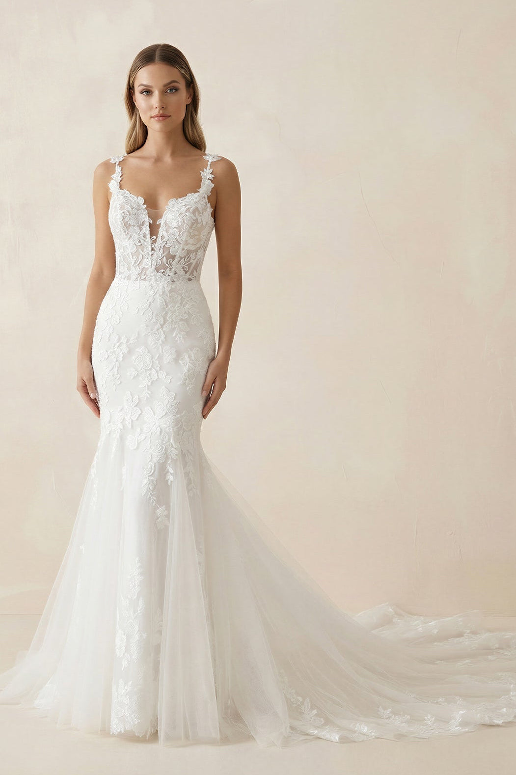 Mermaid Lace Spaghetti Straps Wedding Dress in White