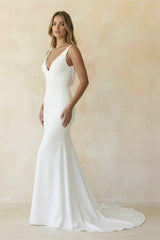 Mermaid Satin Backless Sweep Train Wedding Dress in White