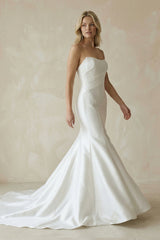 Mermaid Satin Strapless Maxi Wedding Dress in White