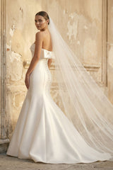 Mermaid Strapless Satin Wedding Dress With Bow in White