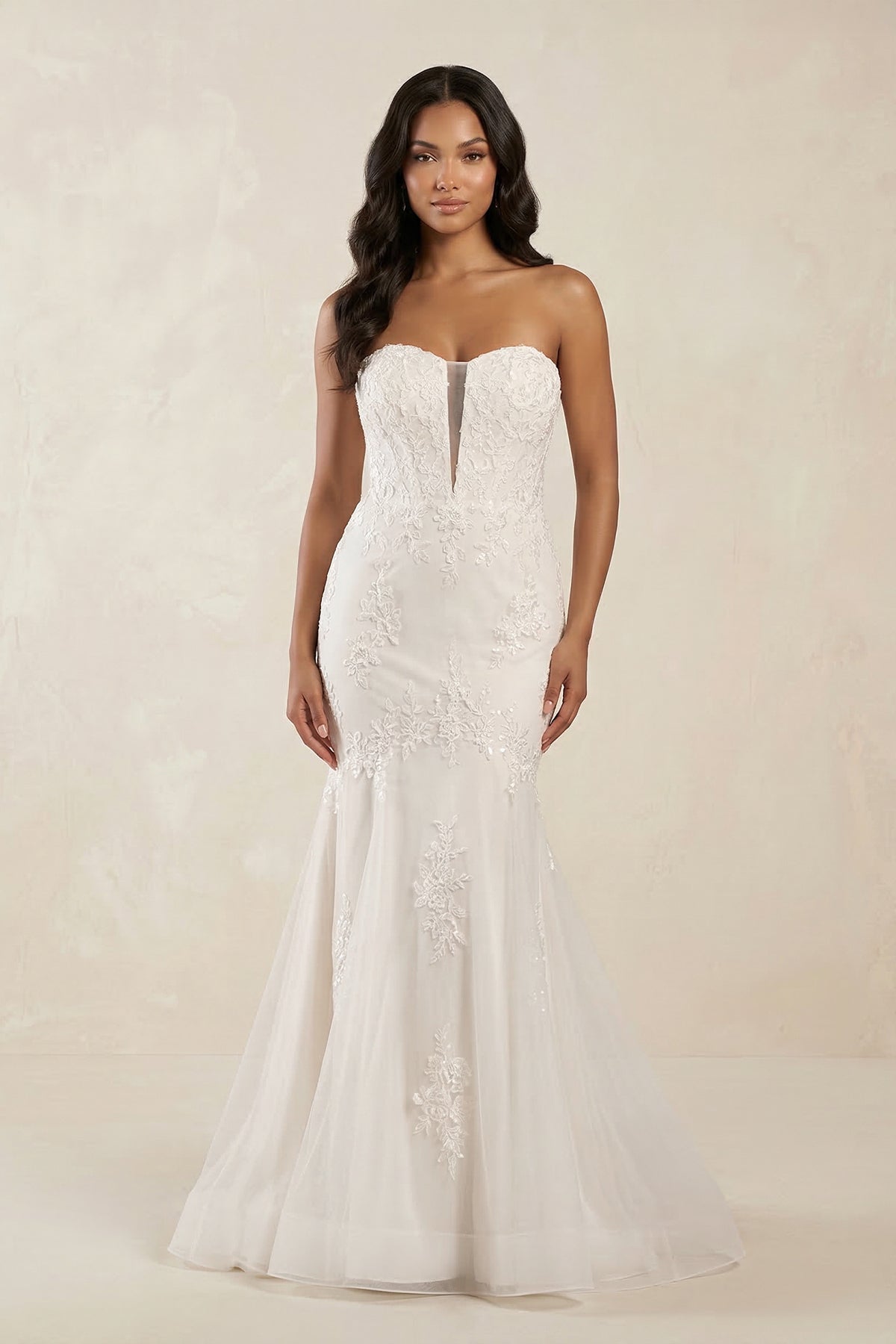 Mermaid Sweetheart Appliqued Tulle Wedding Dress in White