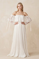 Off-the-Shoulder A-Line Pleated Appliqued Wedding Dress with Bow in Ivory